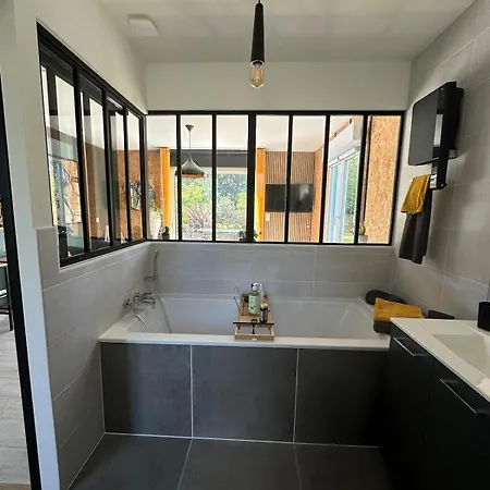 Daire Alice's And Oasis *